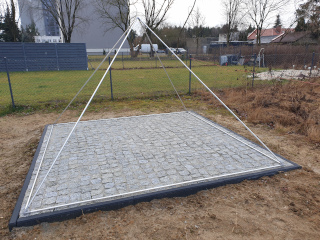 Piramida w Puszczykowie